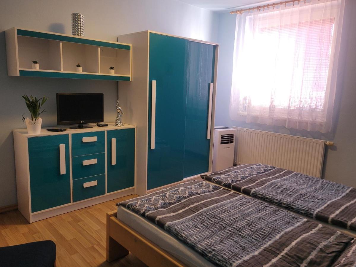Penzion U Mikulincu Mikulov Kültér fotó